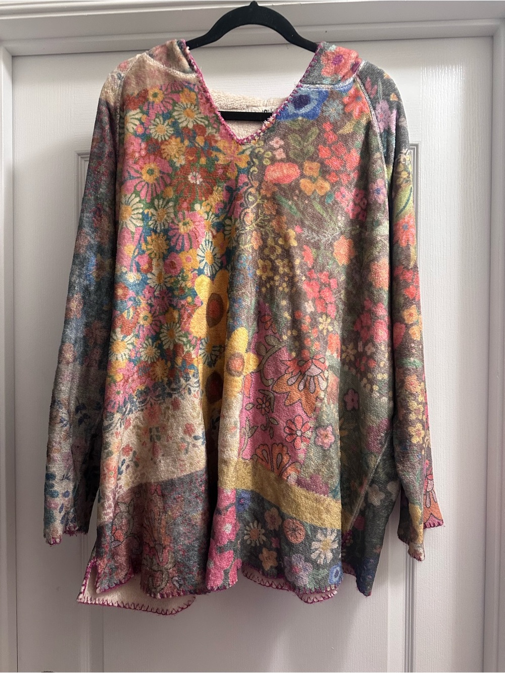 Cozy Floral Sherpa Hoodie Pullover - Multicolor - Picture 2 of 4